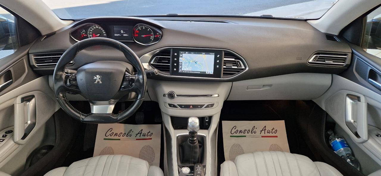Peugeot 308 1.6 HDi 115cv ALLURE * Tetto Panoramico , Led , Retrocam. *