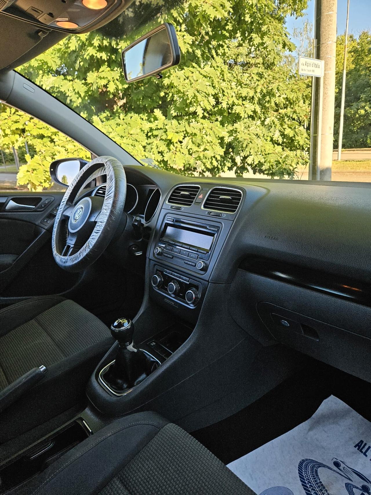 Volkswagen Golf 1.6 TDI NEOPATENTATI