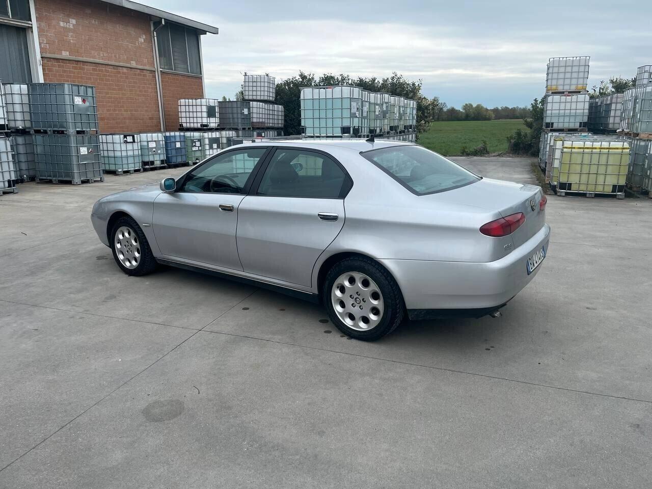 Alfa Romeo 166 2.4 JTD Distinctive