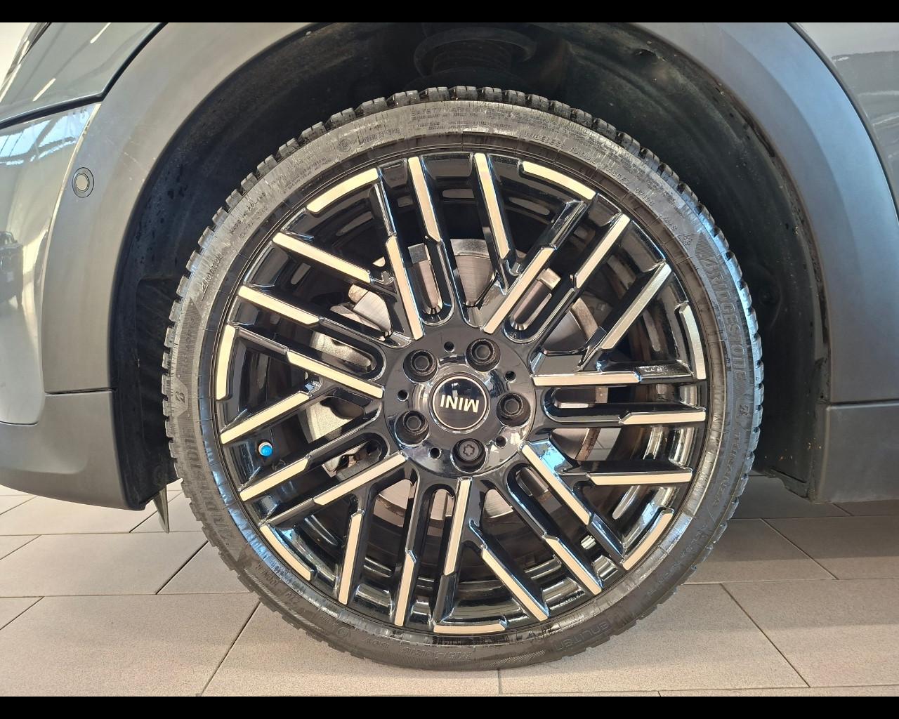 MINI Mini CooperCbr(F67) - Mini Cooper C Favoured Cabrio