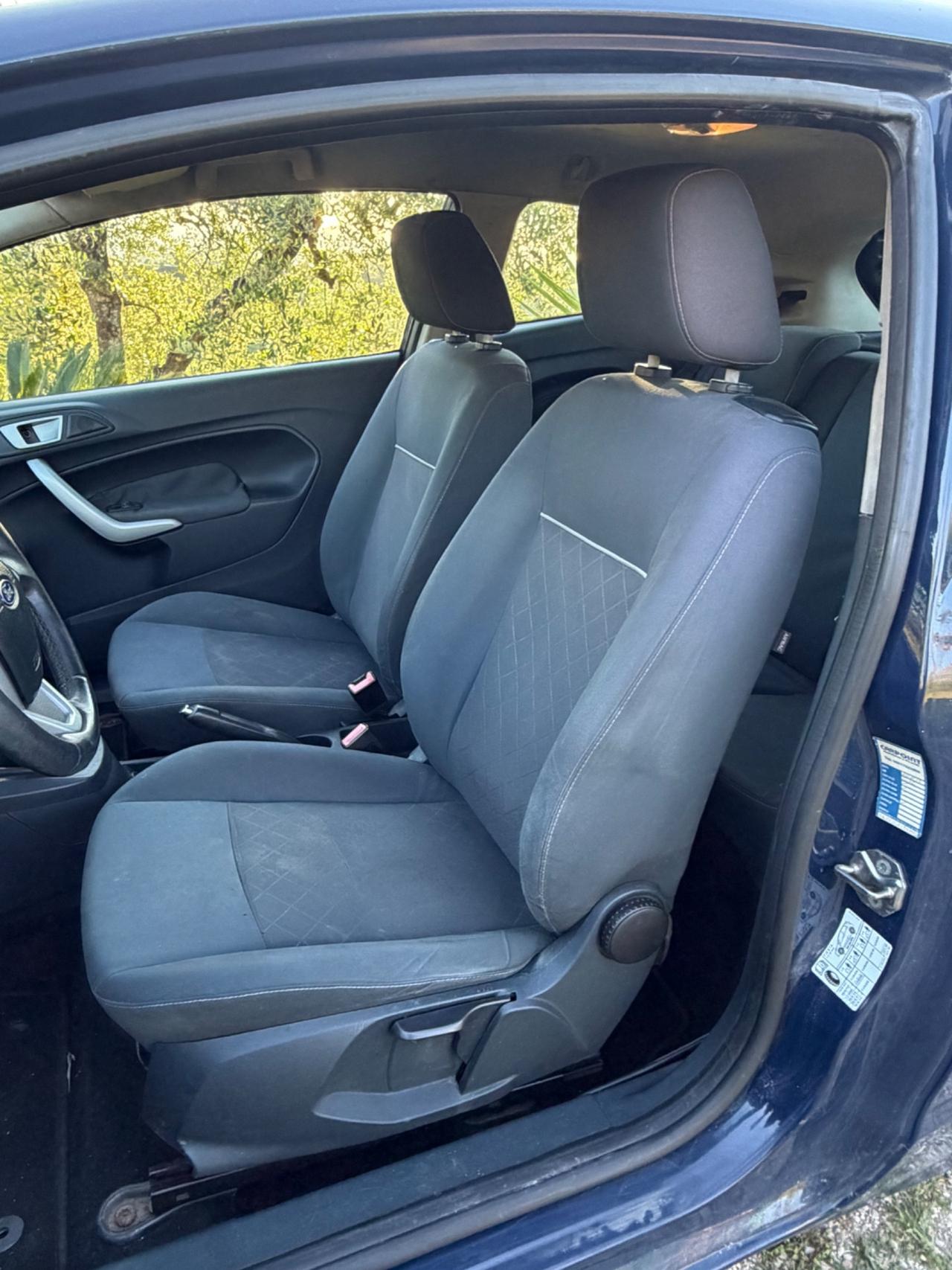 Ford Fiesta 1.2 82CV 3 porte Titanium