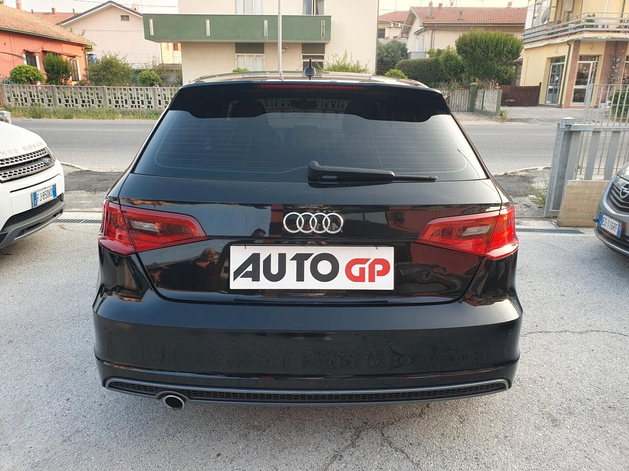 Audi A3 SPB 1.6 TDI 110cv s line Neopatentati 2016