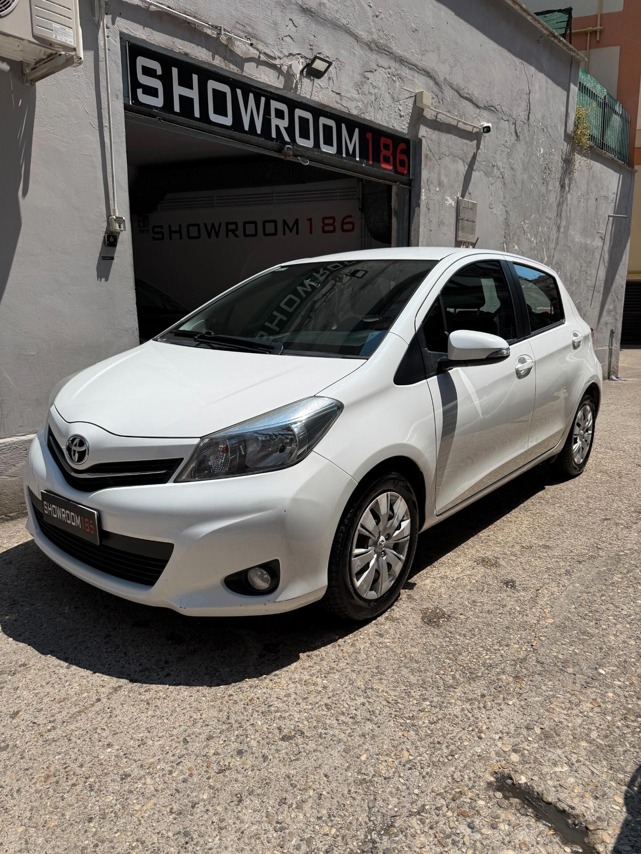 Toyota Yaris 1.0 5 porte Active