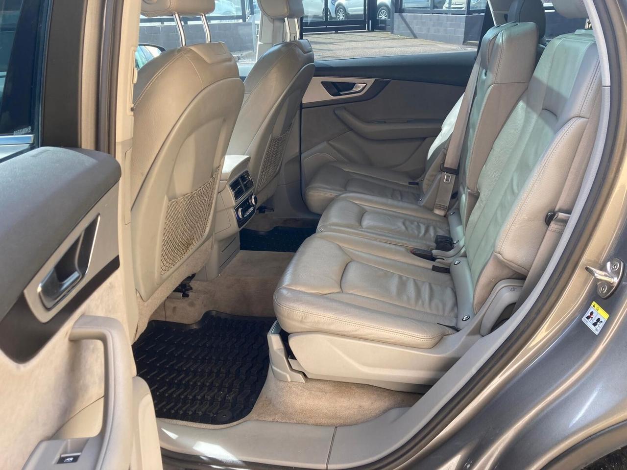 Audi Q7 3.0 TDI 272 CV quattro TETTO GARANZIA 7 POSTI