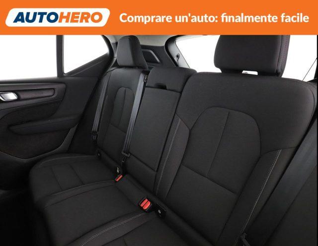 VOLVO XC40 T3 Momentum Pro