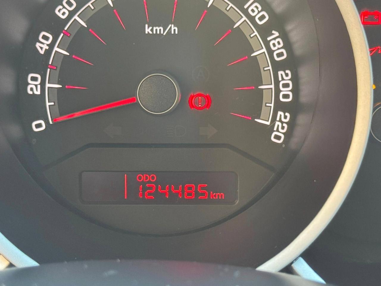 KIA VENGA 1.4 CRDI 90 CV. E5 6 MARCE PERFETTA KM 124.000