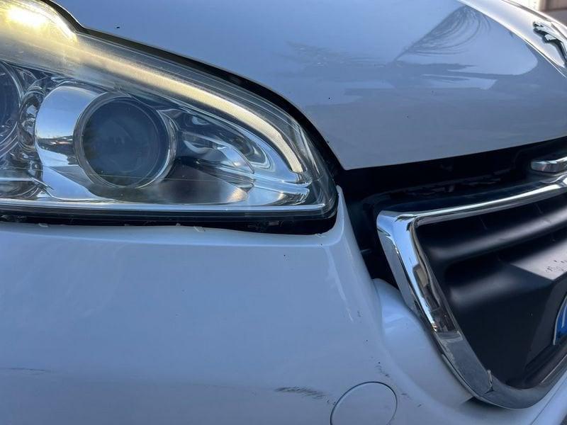 Peugeot 208 208 5p 1.2 puretech Allure E6