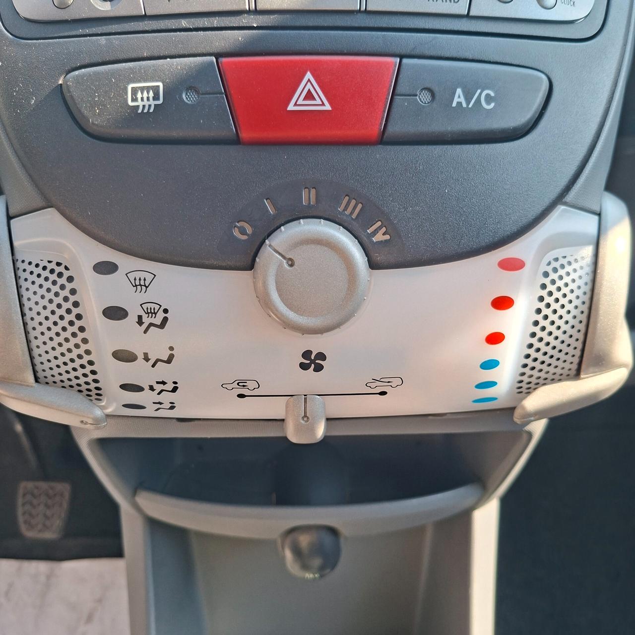 Toyota Aygo 1.0 Bz 68cv 5P Sol