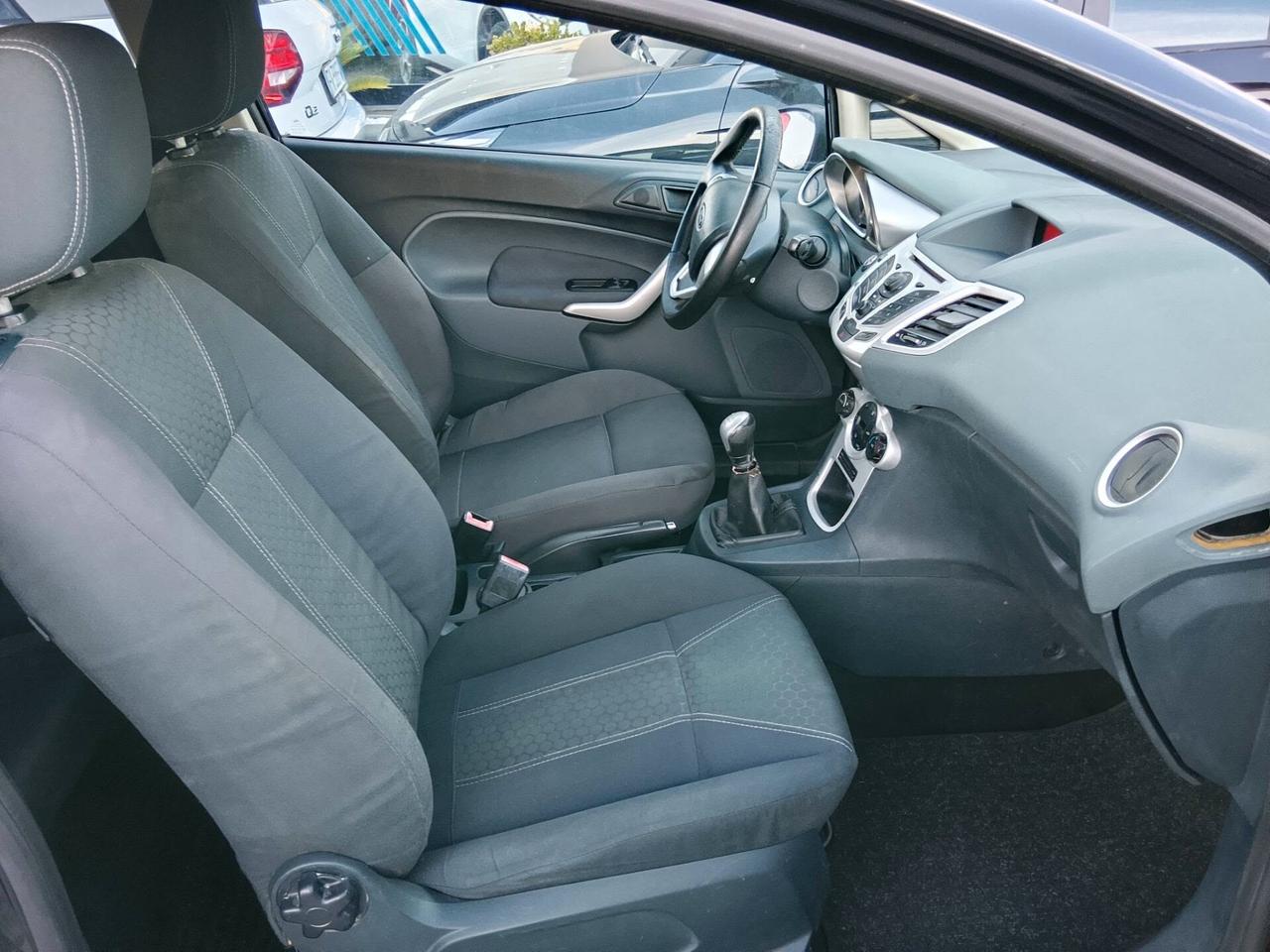 Ford Fiesta 1.2 82CV 3 porte Titanium