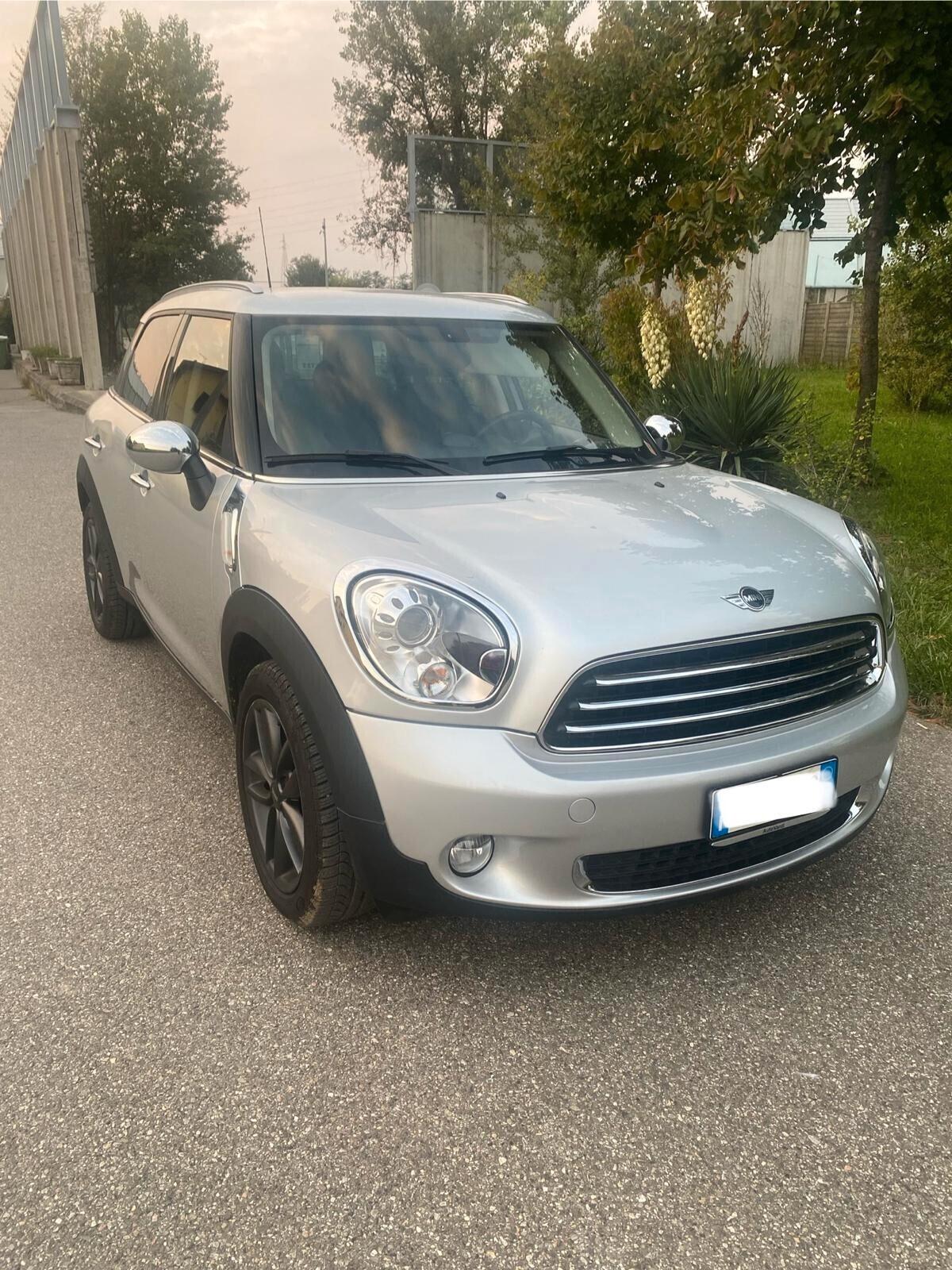Mini Cooper D Countryman 2.0 Business Automatica