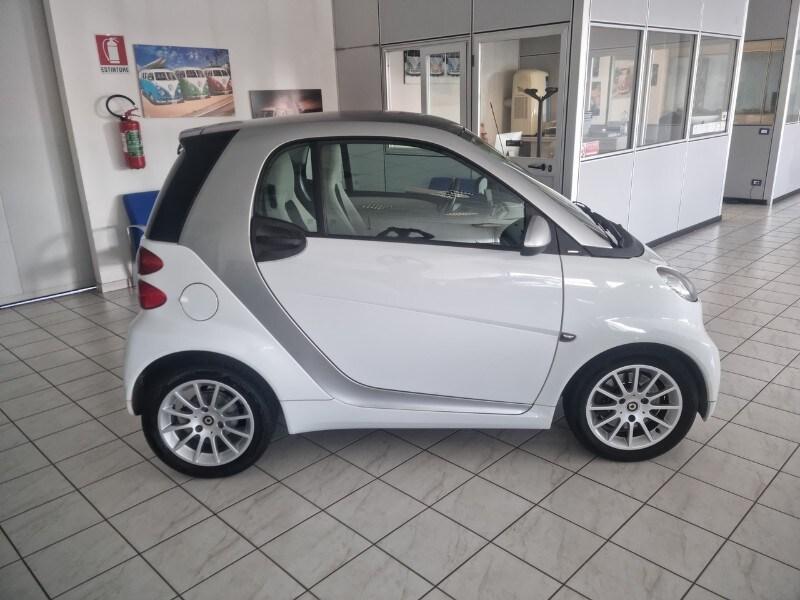 SMART fortwo 2ª serie fortwo 800 40 kW coupé ...