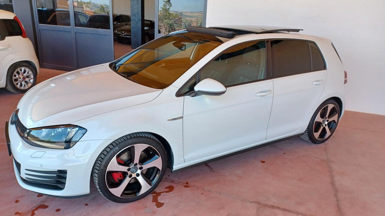Volkswagen Golf Business GTD 2.0 TDI 5p. 4 Free BlueMotion Tech.