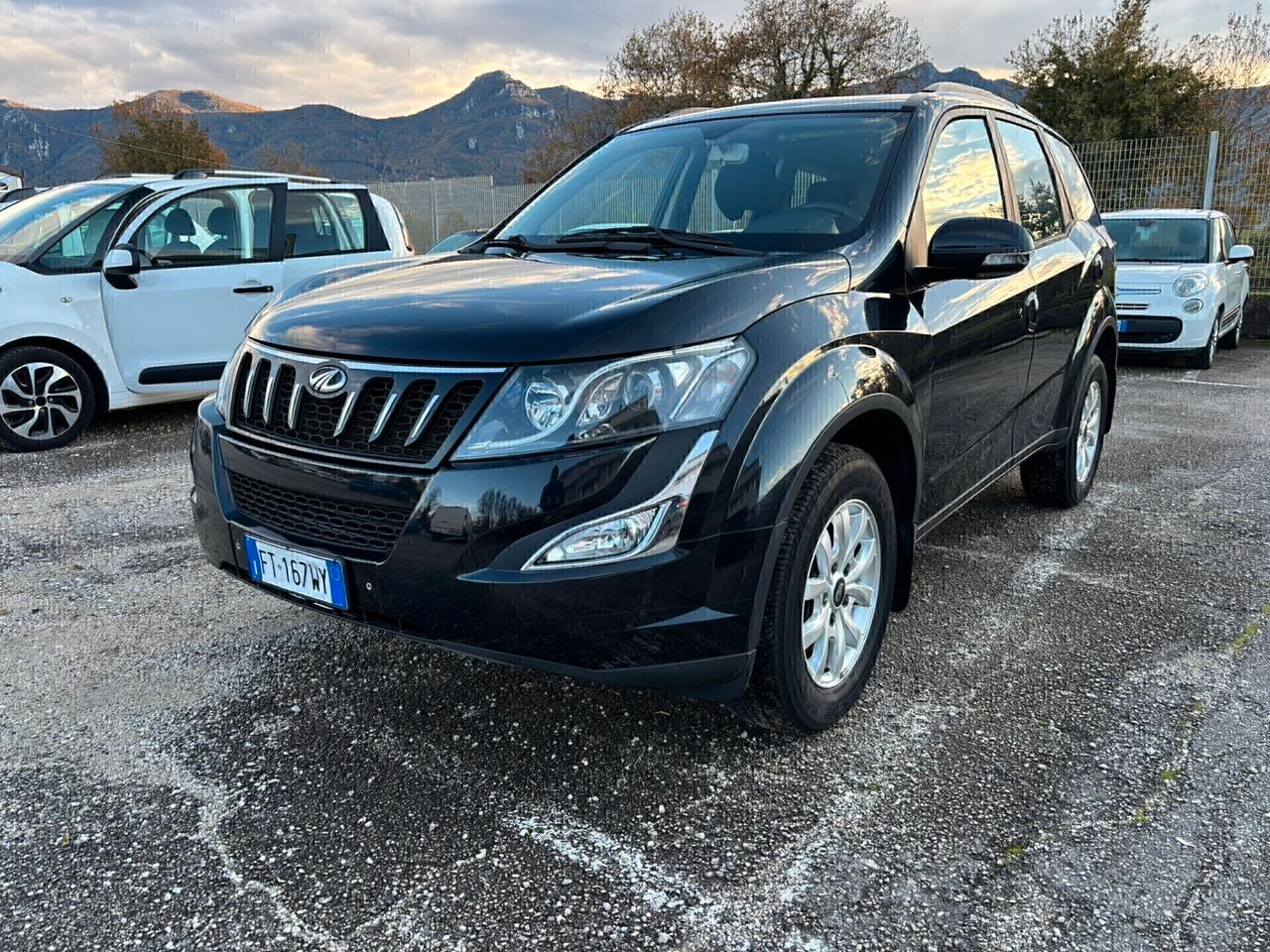 Mahindra XUV500 2.2 16V AWD 7 POSTI - 2019
