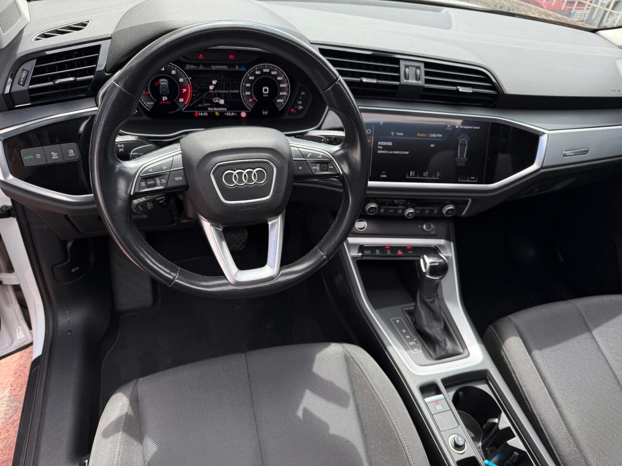 AUDI Q3 1.5 HYBRID **CARPLAY/TETTO APRIBILE**