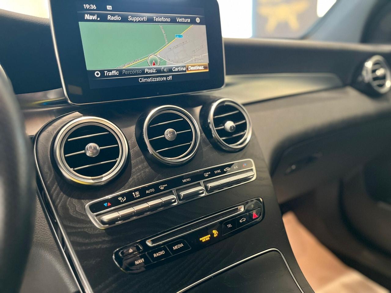 MERCEDES GLC 220 D 4MATIC COUPE' AMG PREMIUM