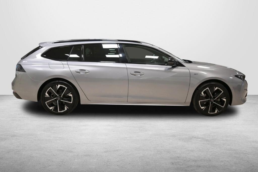 Peugeot 508 SW 1.5 BLUEHDI 131CV EAT8 SeS GT ( FARI LED MATRIX - I-COCKPIT NAVI MIRROR PDC)