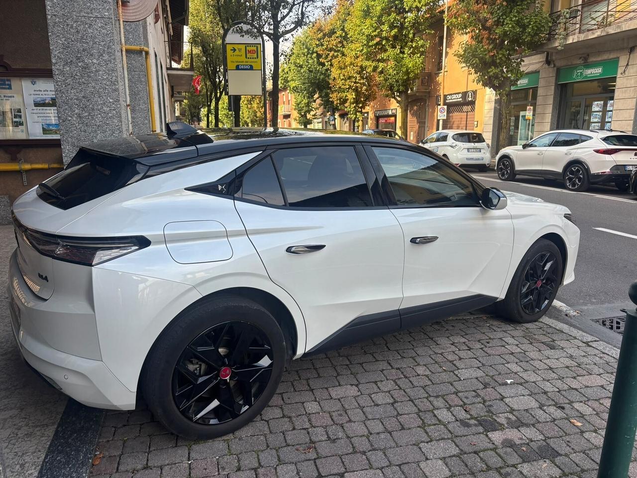 DS4 E-Tense 225 Cross Opera