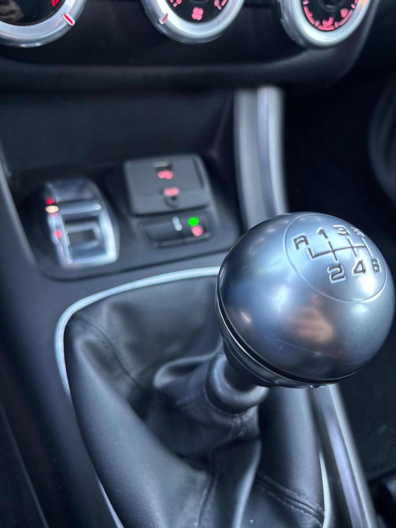 ALFA ROMEO GIULIETTA 1.4 GPL 120CV DISTINCTIVE