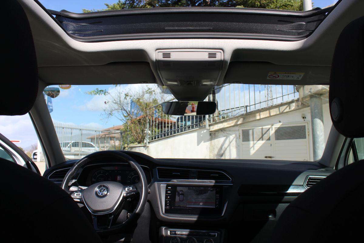 VOLKSWAGEN - Tiguan - 2.0 TDI Business BMT Sound