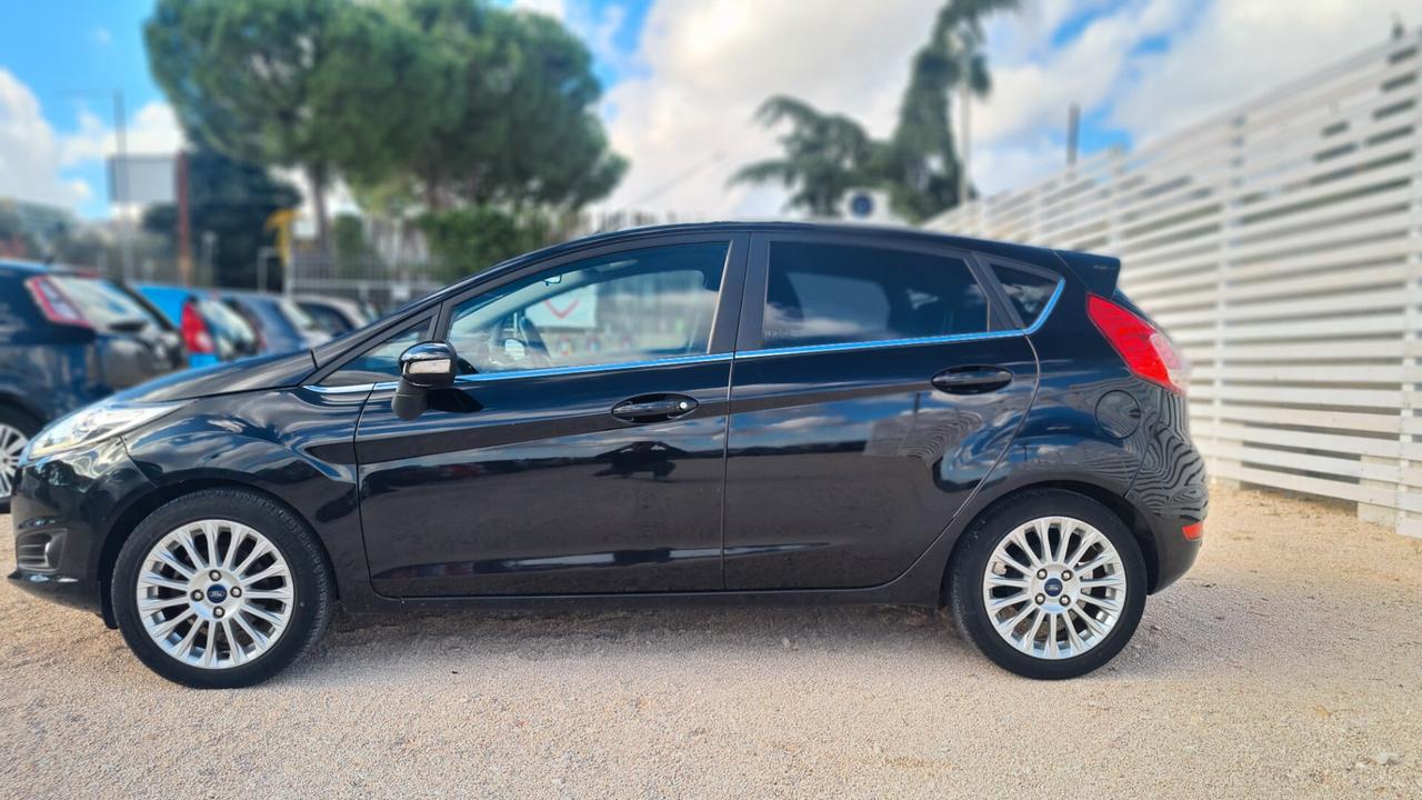 Ford Fiesta 1.5 TDCi 75CV 5 porte Titanium