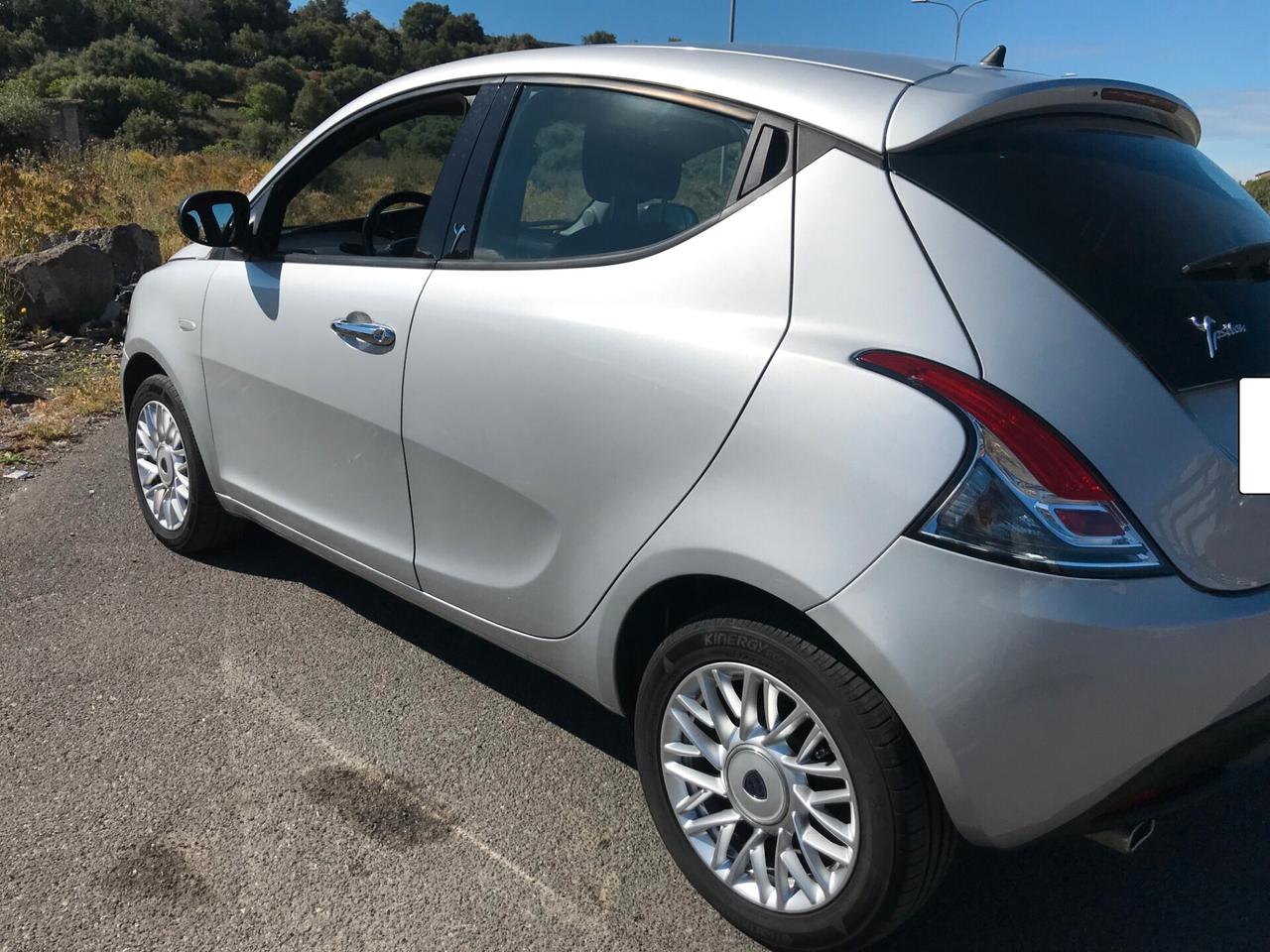 Lancia YPSILON 1.3MLJT CONDIZIONI ECCELLENTI CHIAMA