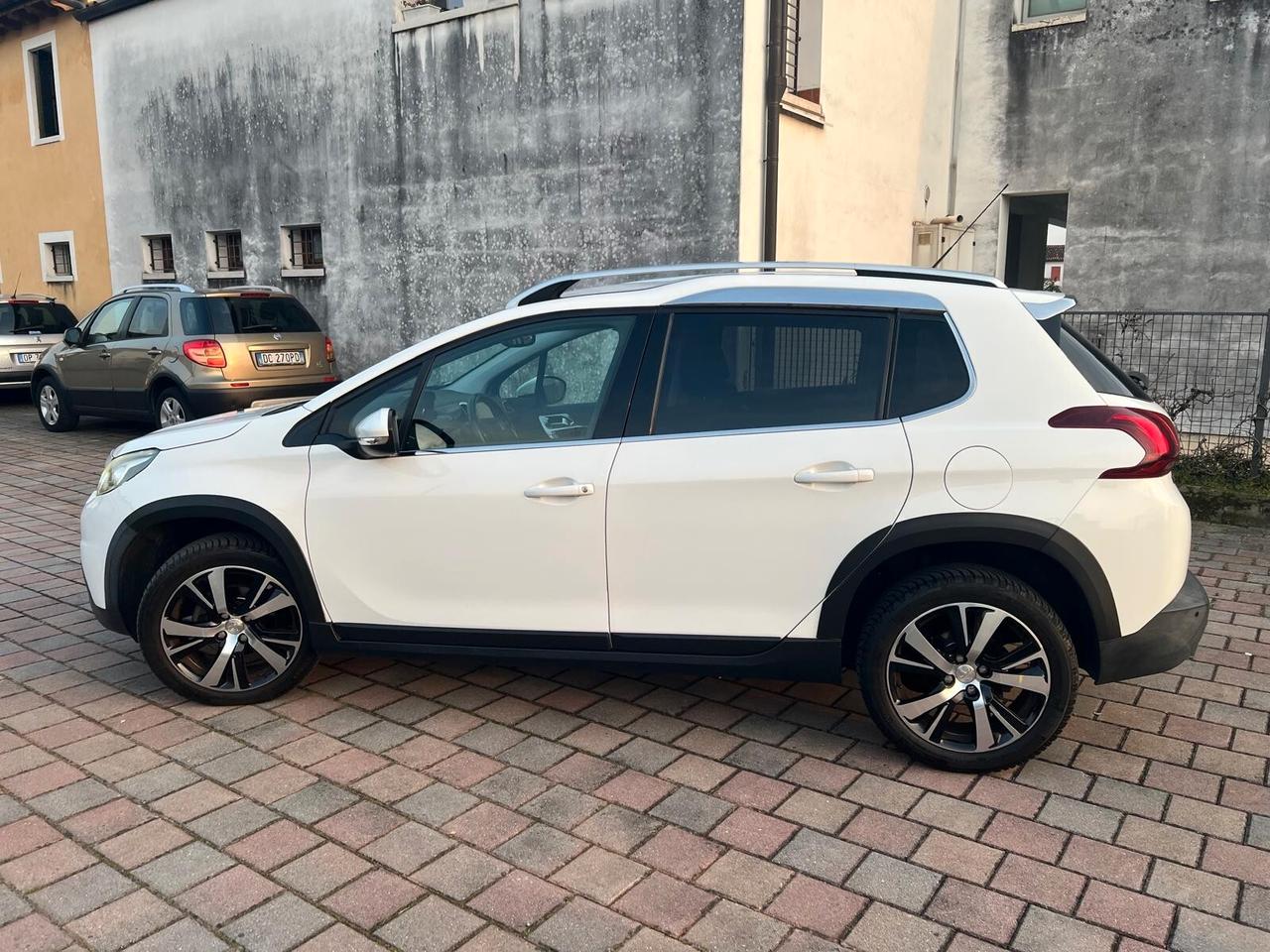Peugeot 2008 BlueHDi 100 GT Line