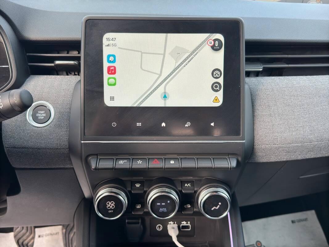 Renault Clio 1.0 tce Techno 90cv con Telecam e CarPlay