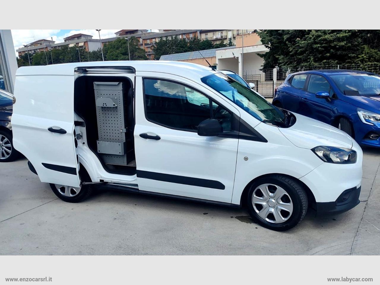 Transit Courier 1.5 TDCi 75CV Van Entry