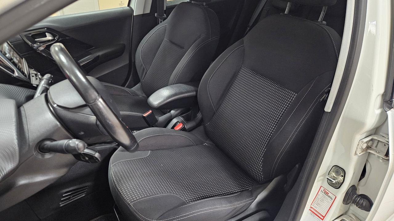 Peugeot 208 BlueHDi 100 S&S 5 porte GT Line