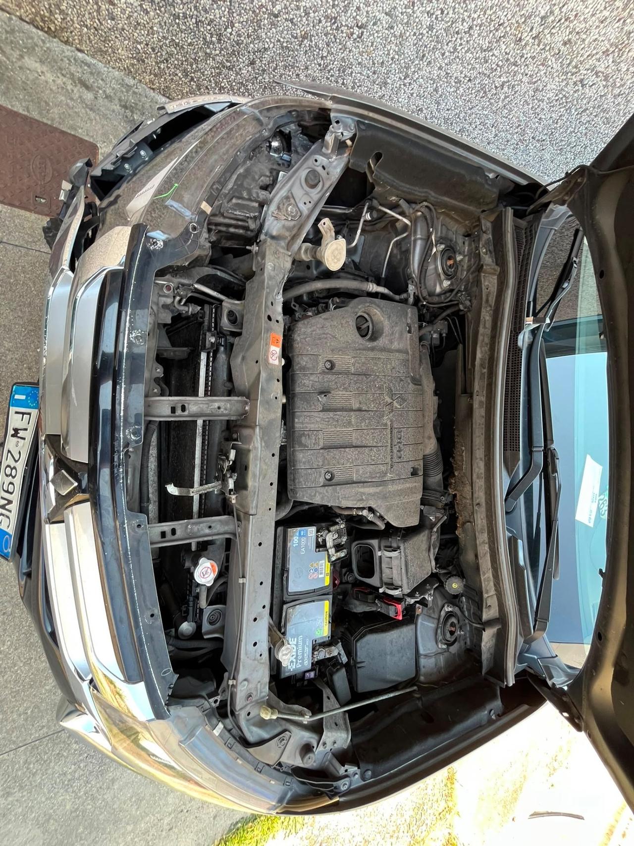 Mitsubishi Outlander 2.2 DI-D 4WD Instyle Plus SDA 7 posti