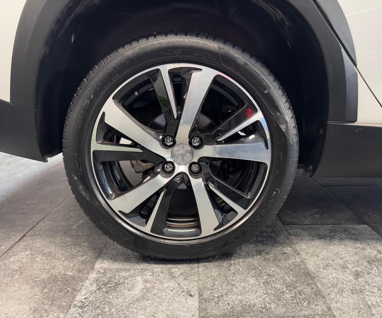 Peugeot 2008 BlueHDi 100 Allure