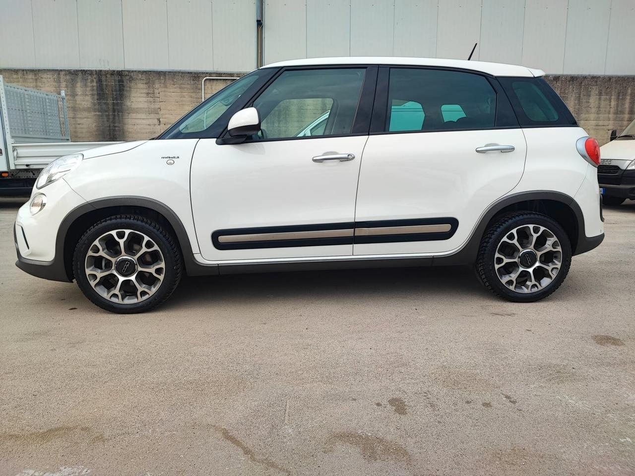 FIAT 500 L 1300 CC. 85 CV. MTJ TREKKING CAMBIO AUTOMATICO RIF: 12123