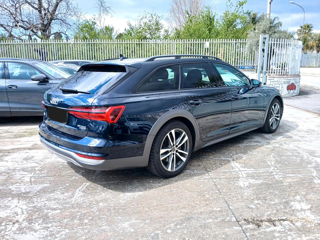 Audi A6 allroad 40 TDI 2.0 quattro S tronic Business Advanced