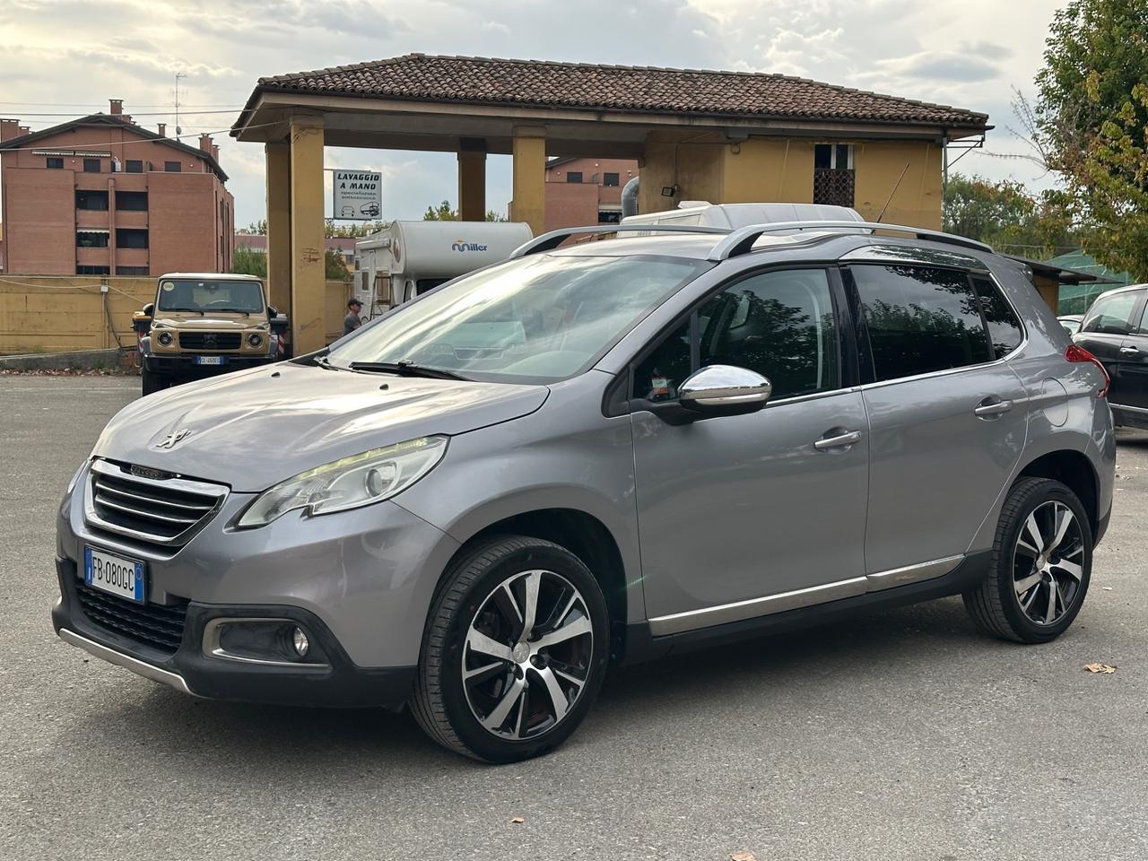 Peugeot 2008 PureTech Turbo 110 S&S Black Matt