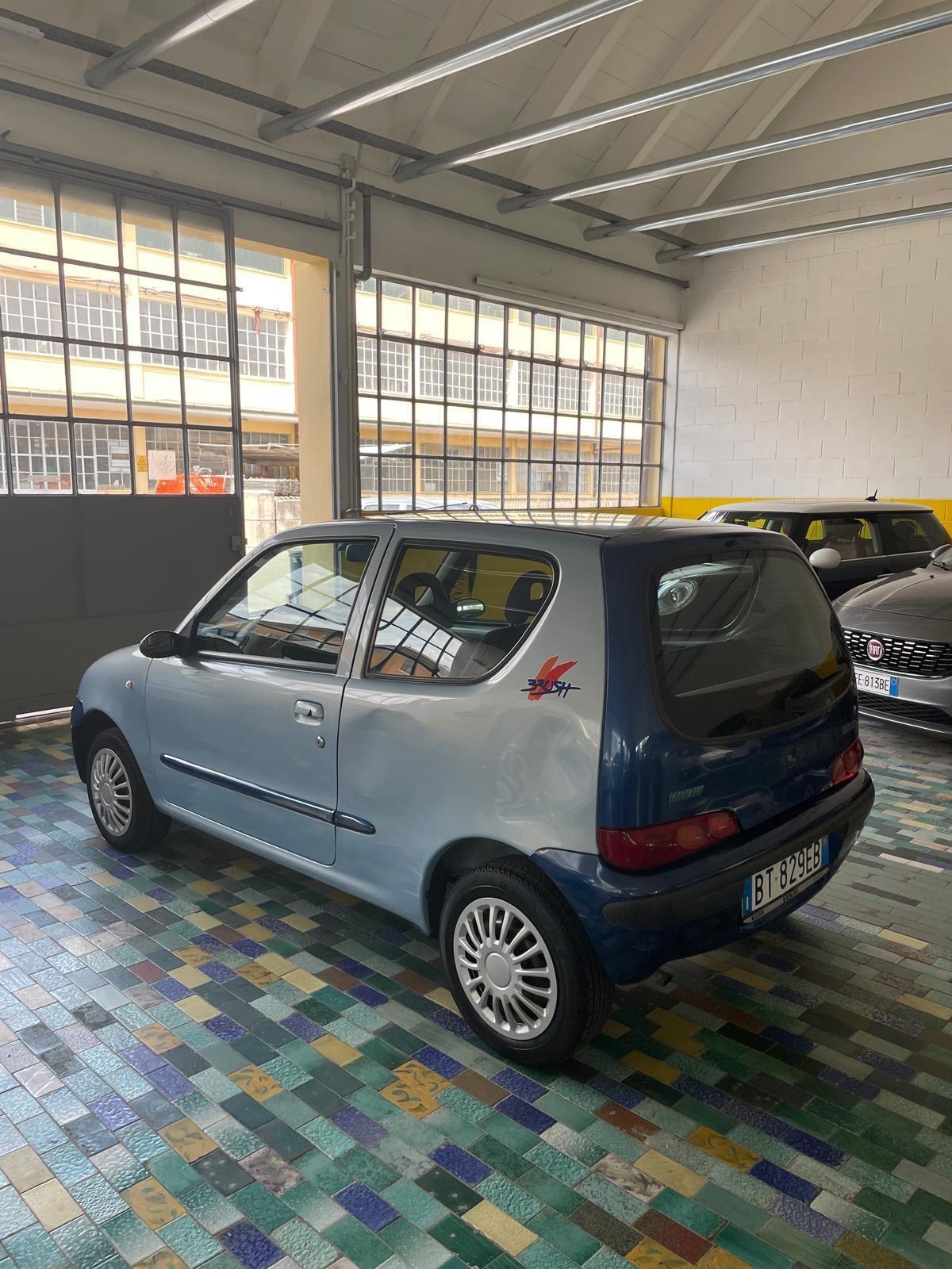 Fiat Seicento 1.1i cat Brush
