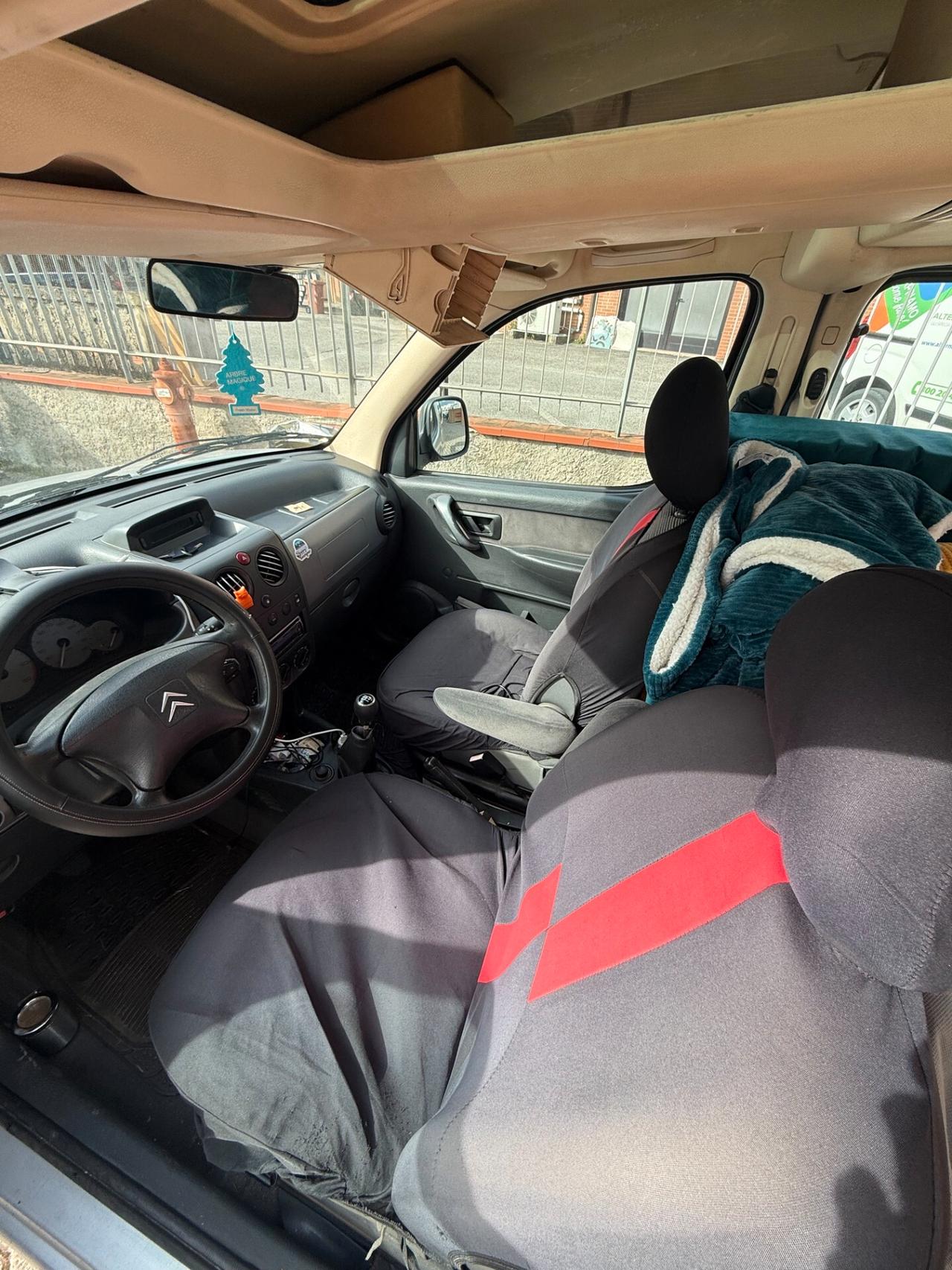 Citroen Berlingo camperizzato allestito