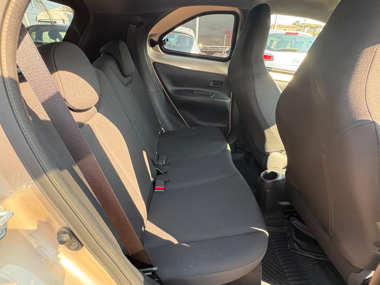 Toyota Aygo X 1.0 VVT-i 72 CV 5 porte Lounge