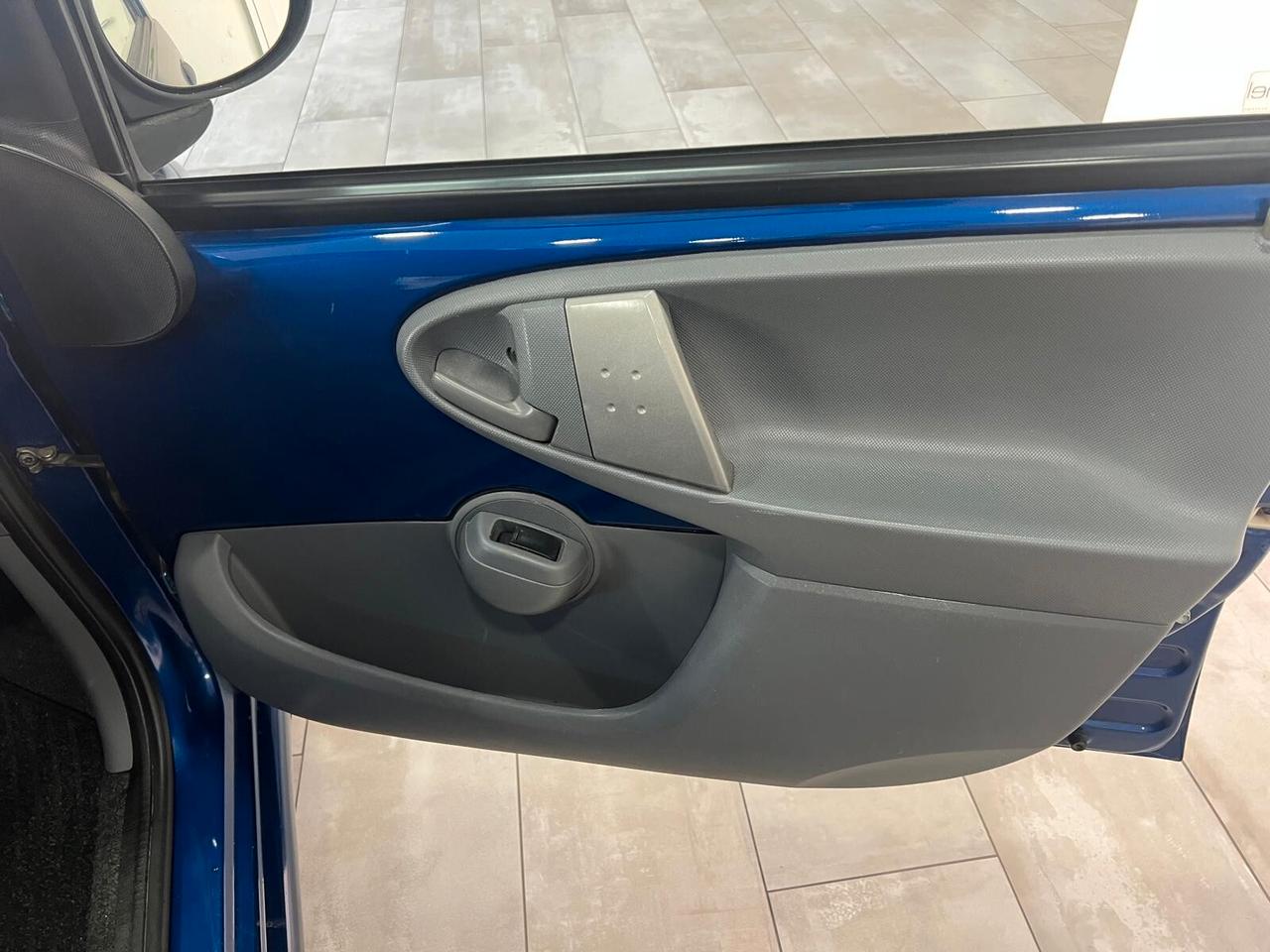 Toyota Aygo 1.0 12V VVT-i 5 porte