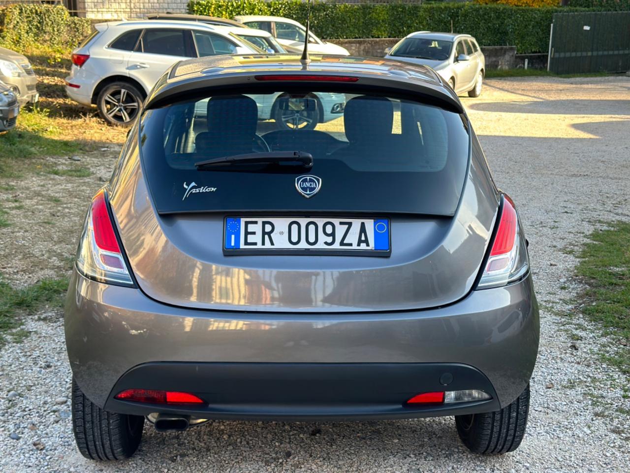 Lancia YPSILON 1.2 69 CV 5P SILVER KMCERT GARANZ UNICOPR