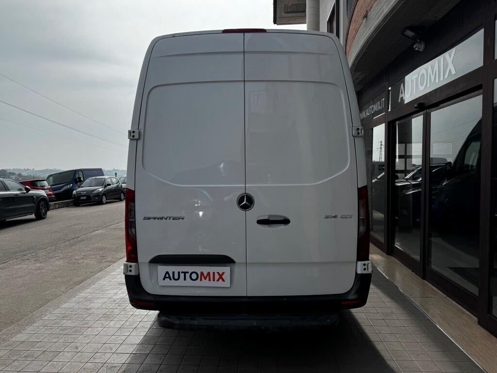 Mercedes-Benz Sprinter Cargo Van L2 H2