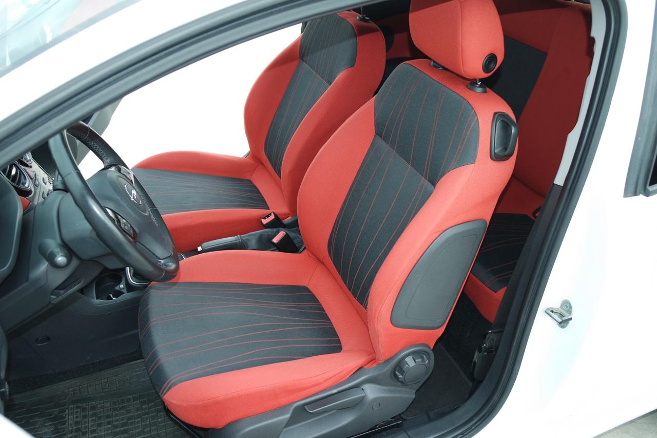 Opel Corsa 1.2 80CV 3 porte GPL-TECH Edition