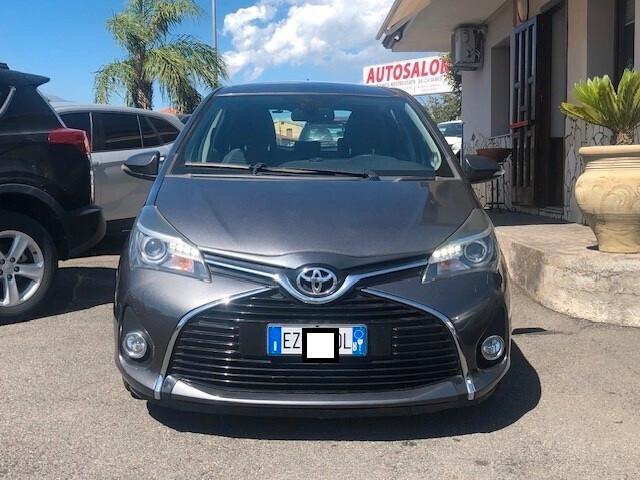 Toyota Yaris 1.4 D-4D 5 porte Lounge 2015