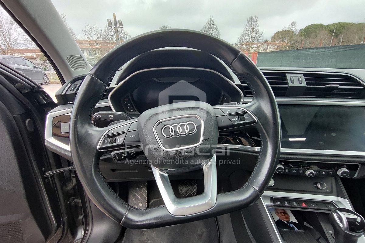 AUDI Q3 40 TDI quattro S tronic S line edition