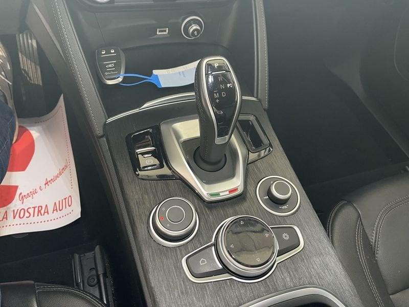 Alfa Romeo Stelvio 2.2 Turbo Diesel 160CV Business AT8 RWD