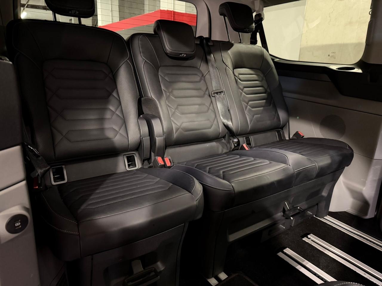 Ford Tourneo Custom 2.0 EcoBlue 170 CV aut. Titanium-X