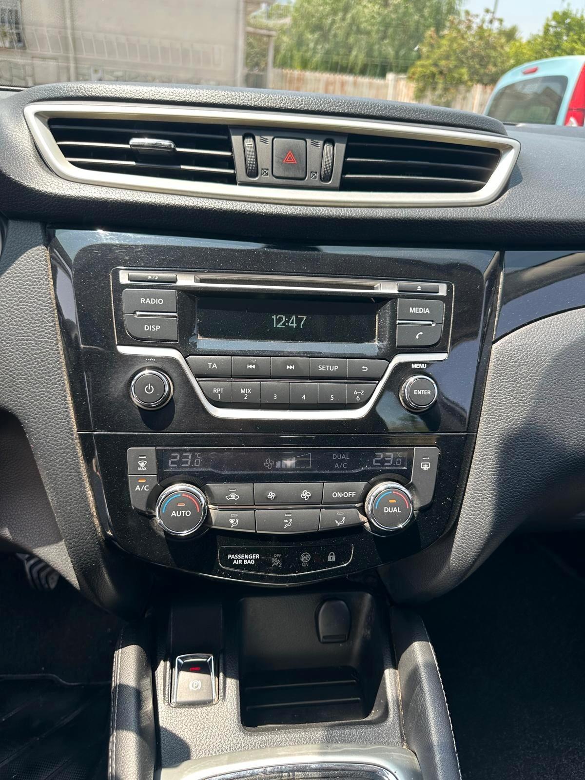 Nissan Qashqai 1.5 dCi Tekna-04/2016