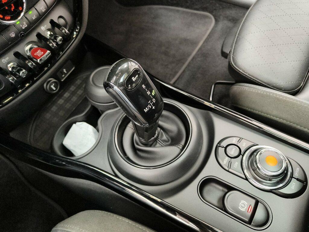 Mini Cooper D Clubman 2.0 Cooper D Mayfair Edition auto