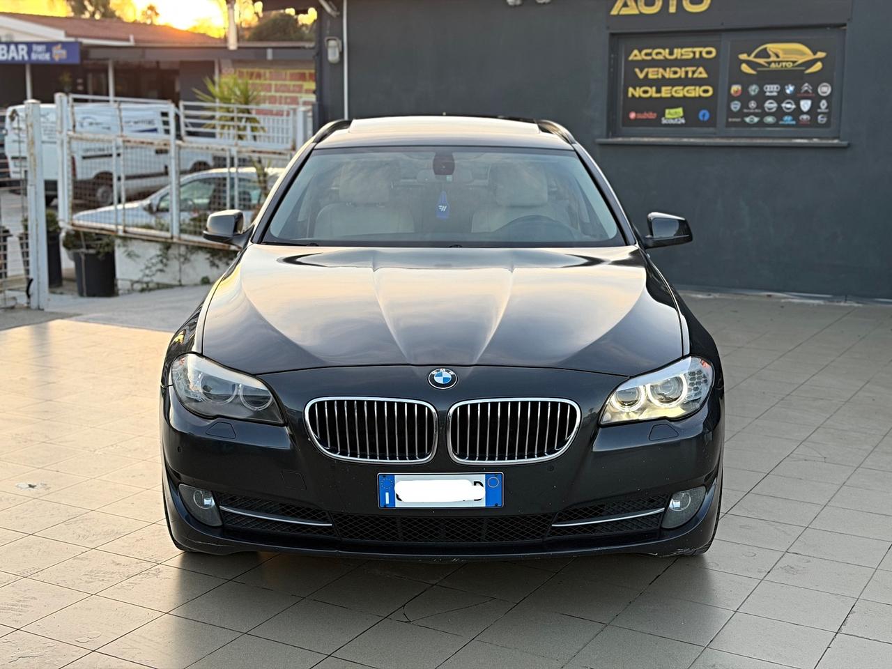 Bmw 520 520d Touring Business aut.Unico Proprietario Garanzia 12 Mesi