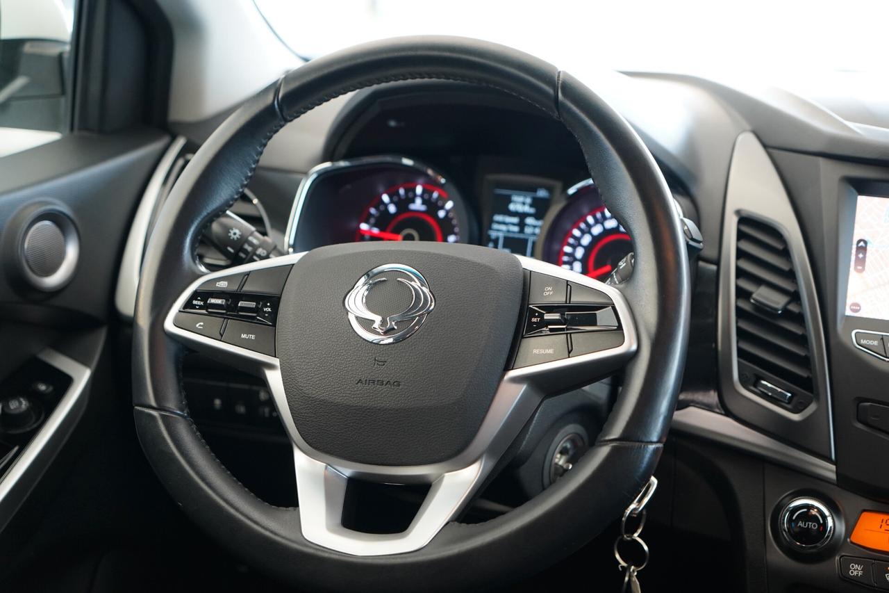 Ssangyong Korando 2.2 Diesel 2WD MT Plus