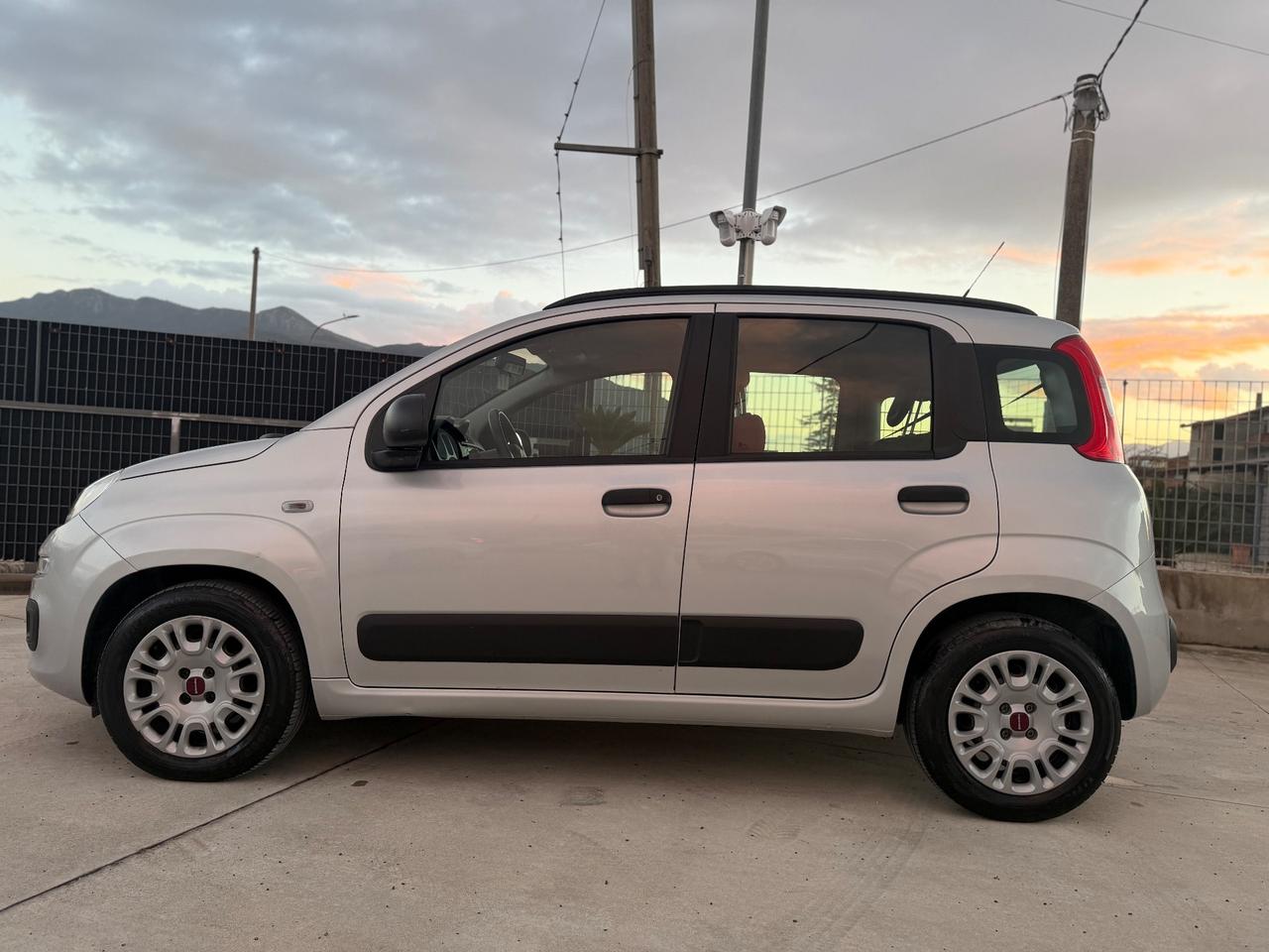 Fiat Panda 1.3 MJT S&S Lounge 75.000 KM